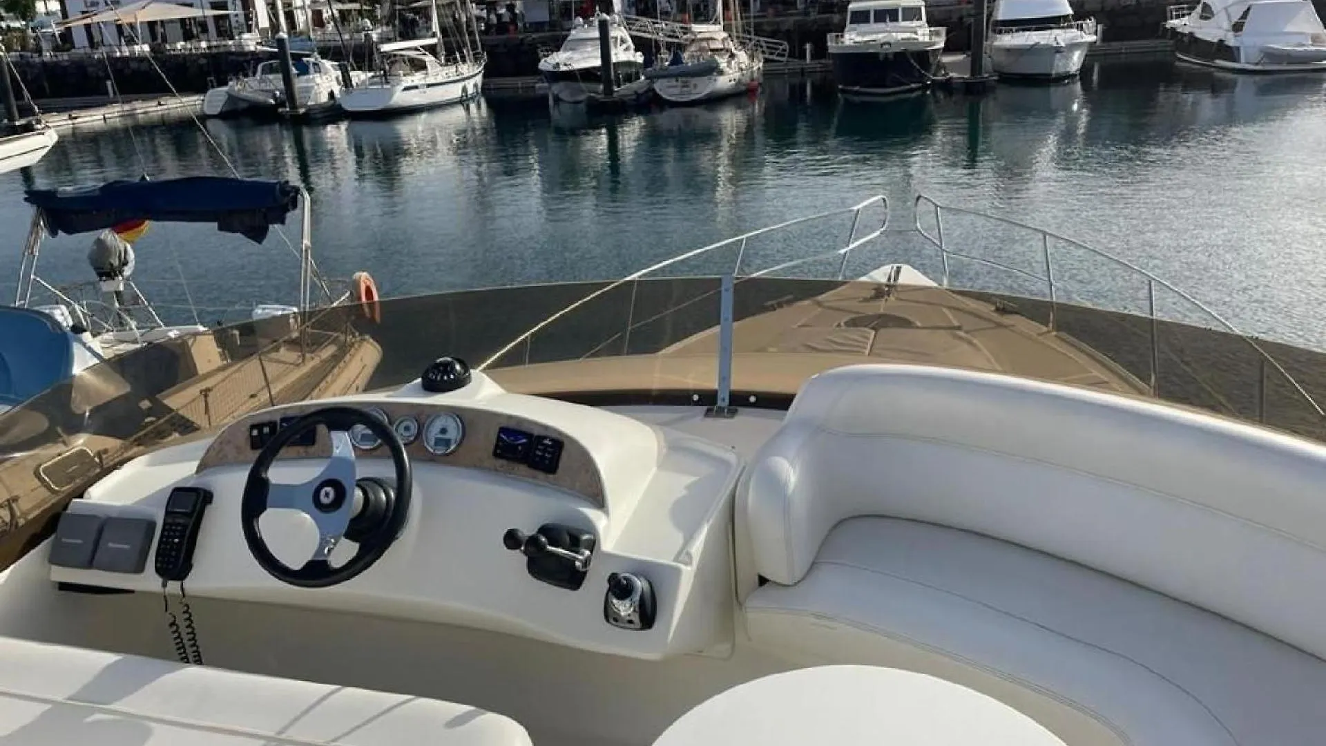 Tekne Luxury Yacht Atrevida Otel Santa Cruz de Tenerife İspanya